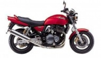 GSX 1200 Naked Bike uitlaat