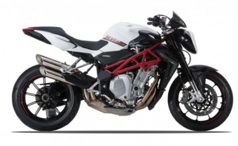 mv-agusta-brutale-1090-uitlaat