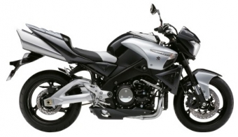 Suzuki B King uitlaat