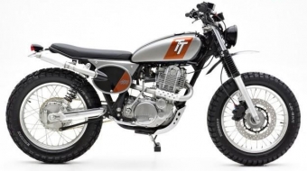 Yamaha SR 400 uitlaat