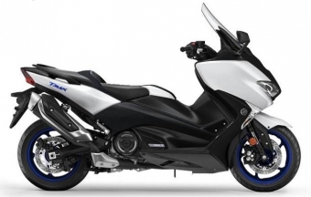 Yamaha T-max uitlaat