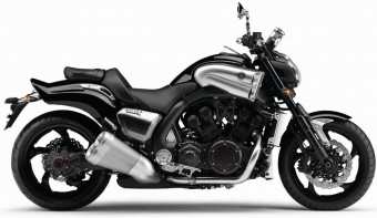 Yamaha V Max uitlaat