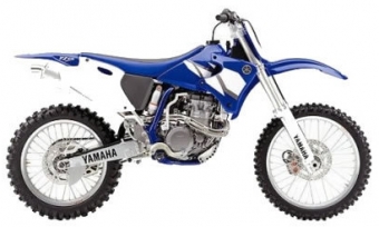 Yamaha YZ 426 F uitlaat.jpg